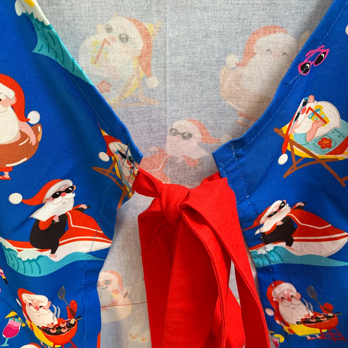 MUMMA WHOOPEE - "Surfing Santa" Christmas Apron