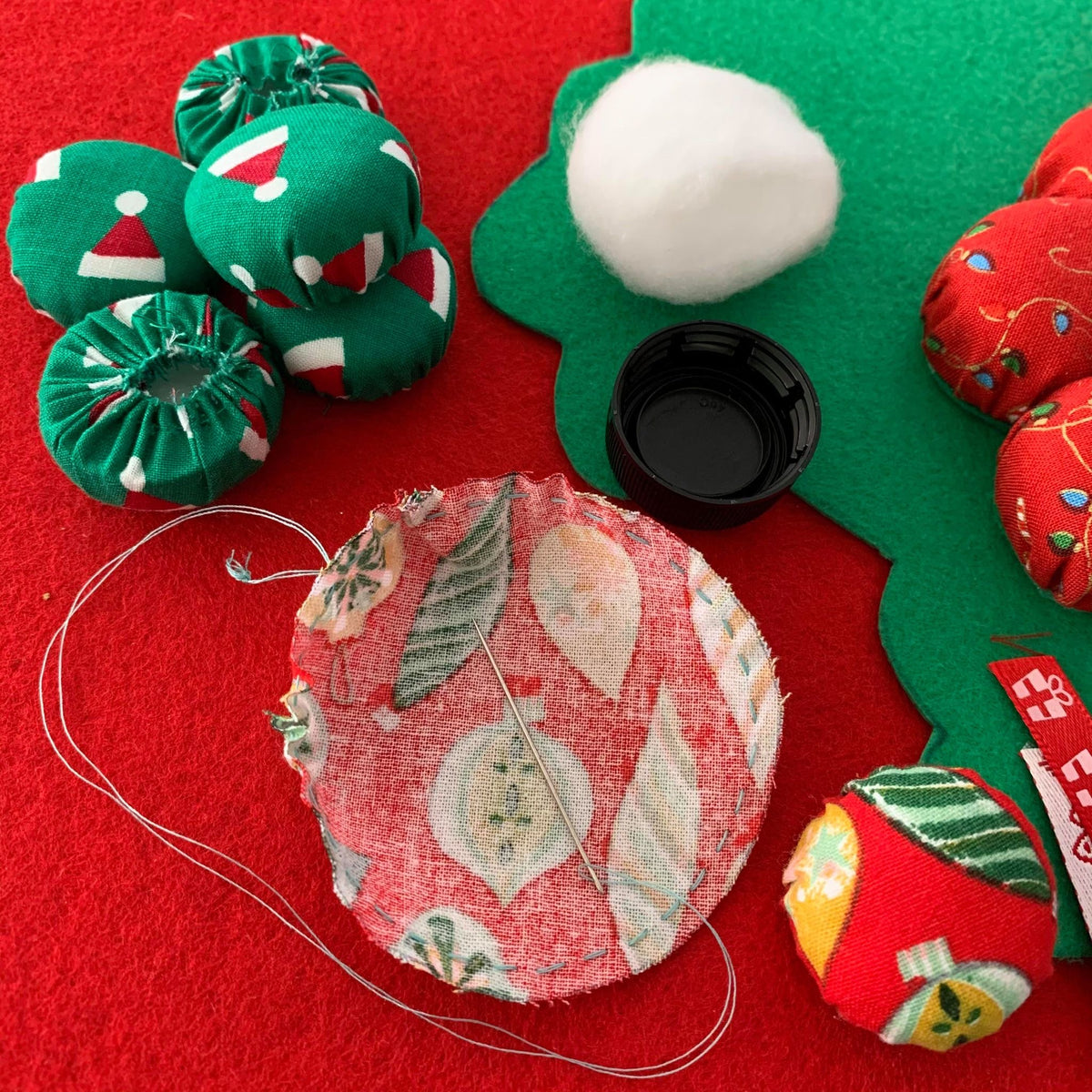 MUMMA WHOOPEE- Small Bottle Top Christmas Tree Wall Hanging- Red Merry Christmas