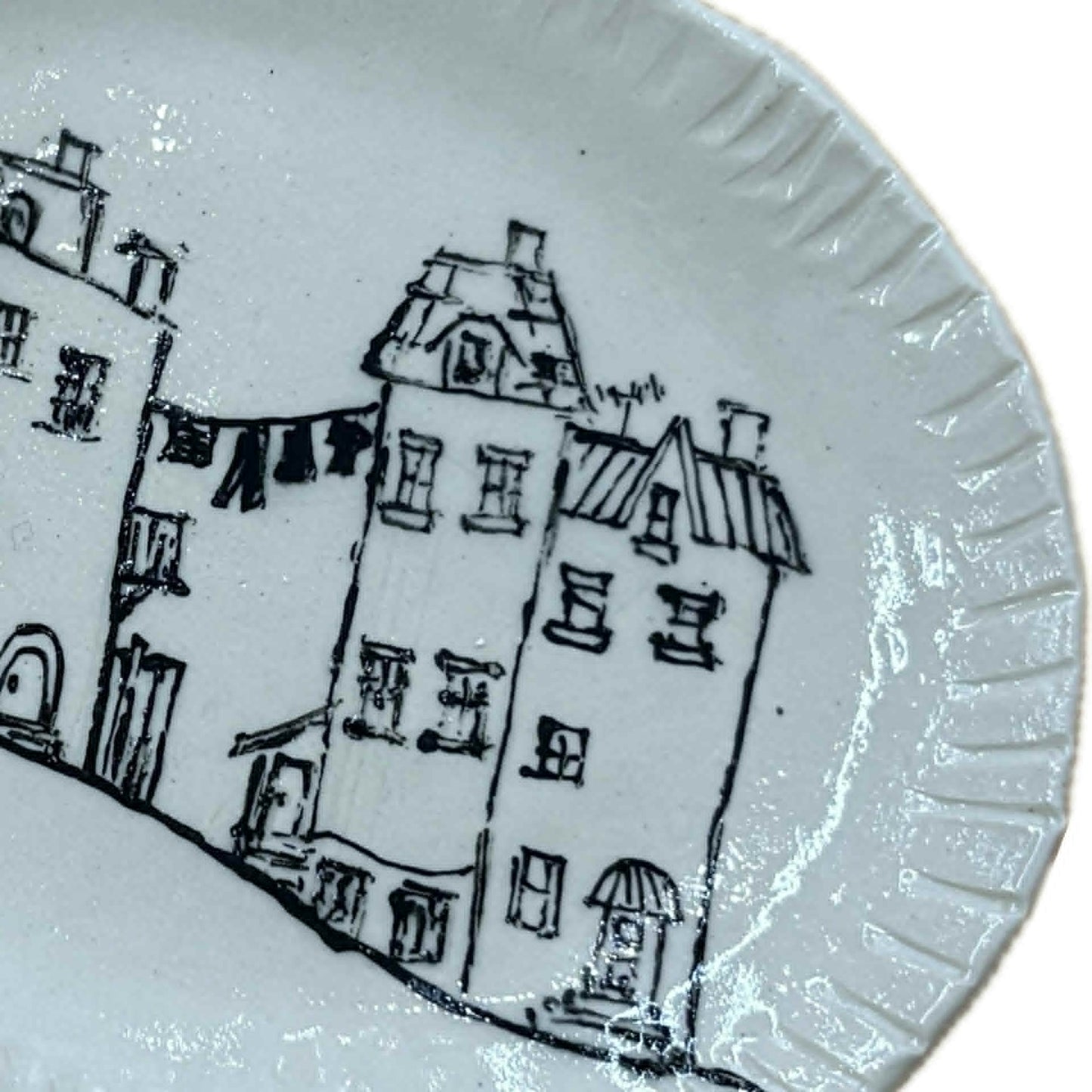 BELOVED POTTERY - Drawing Plate (small) - Laundry Lane