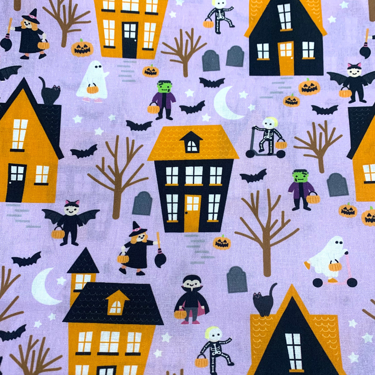 MUMMA WHOOPEE - "Trick or Treat" HALLOWEEN APRON