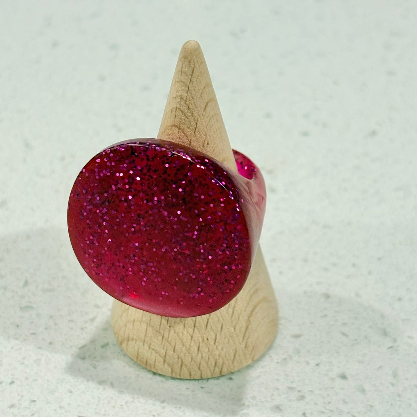 RAY BY DESIGN - Resin Ring Rink Flat Round