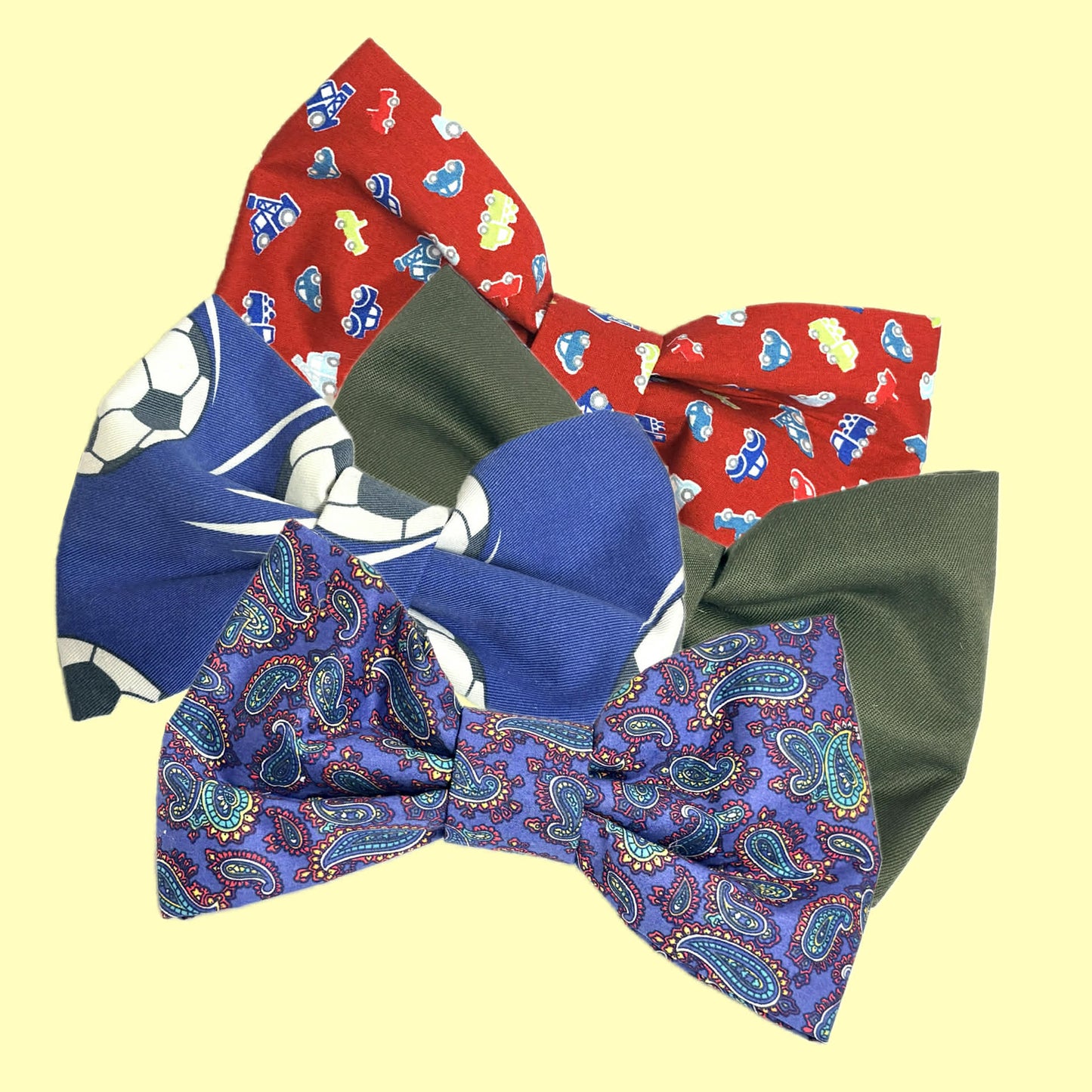 BEAUS AND BANDITS - DOGGY BOW TIE - PAISLEY - LARGE
