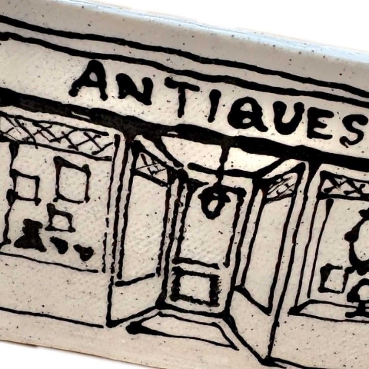 BELOVED POTTERY - Village - Antiques House Jewelry Holder