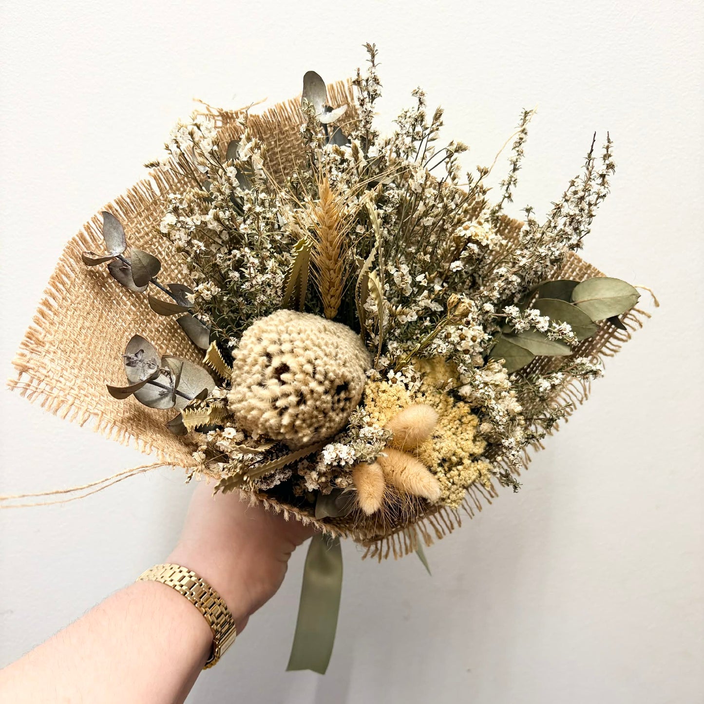 BEAUTIFUL POSY - Preserved Flower Posies Natural Cream/Whites