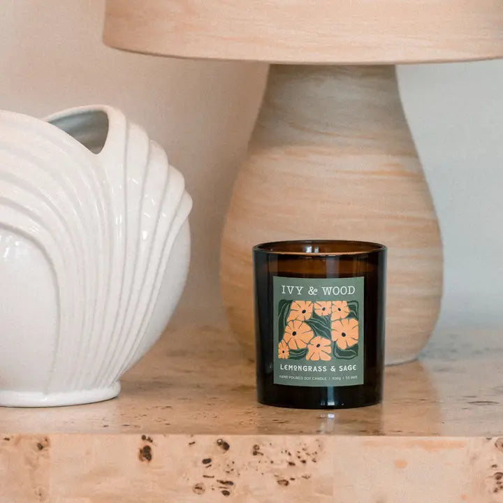 IVY & WOOD - Lemongrass & Sage Scented Candle- Flora Collection