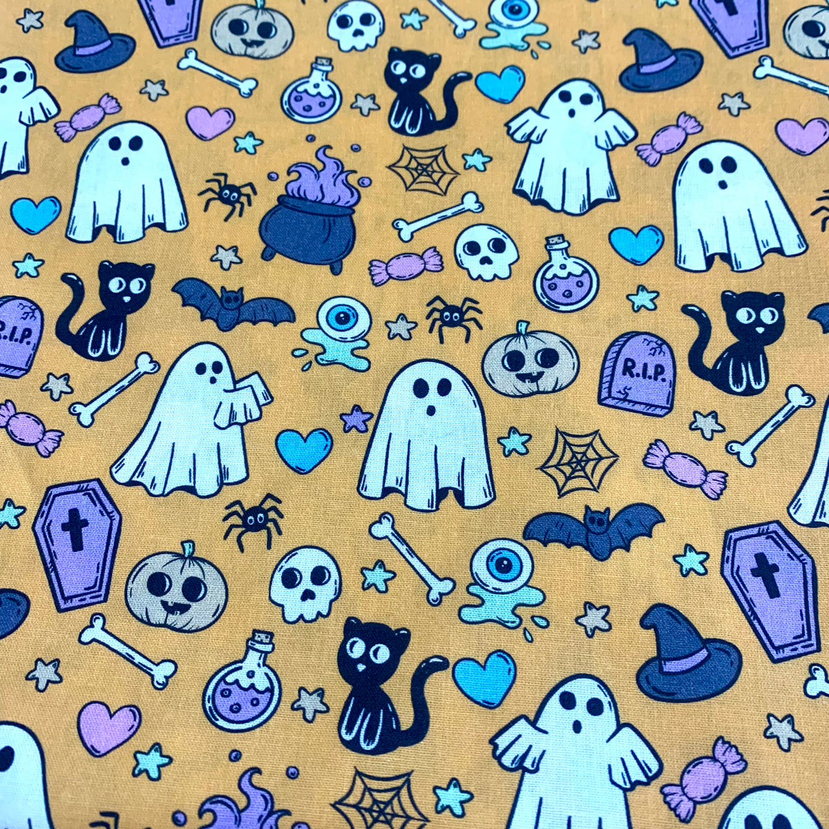 MUMMA WHOOPEE - "Spooky Cute" HALLOWEEN APRON