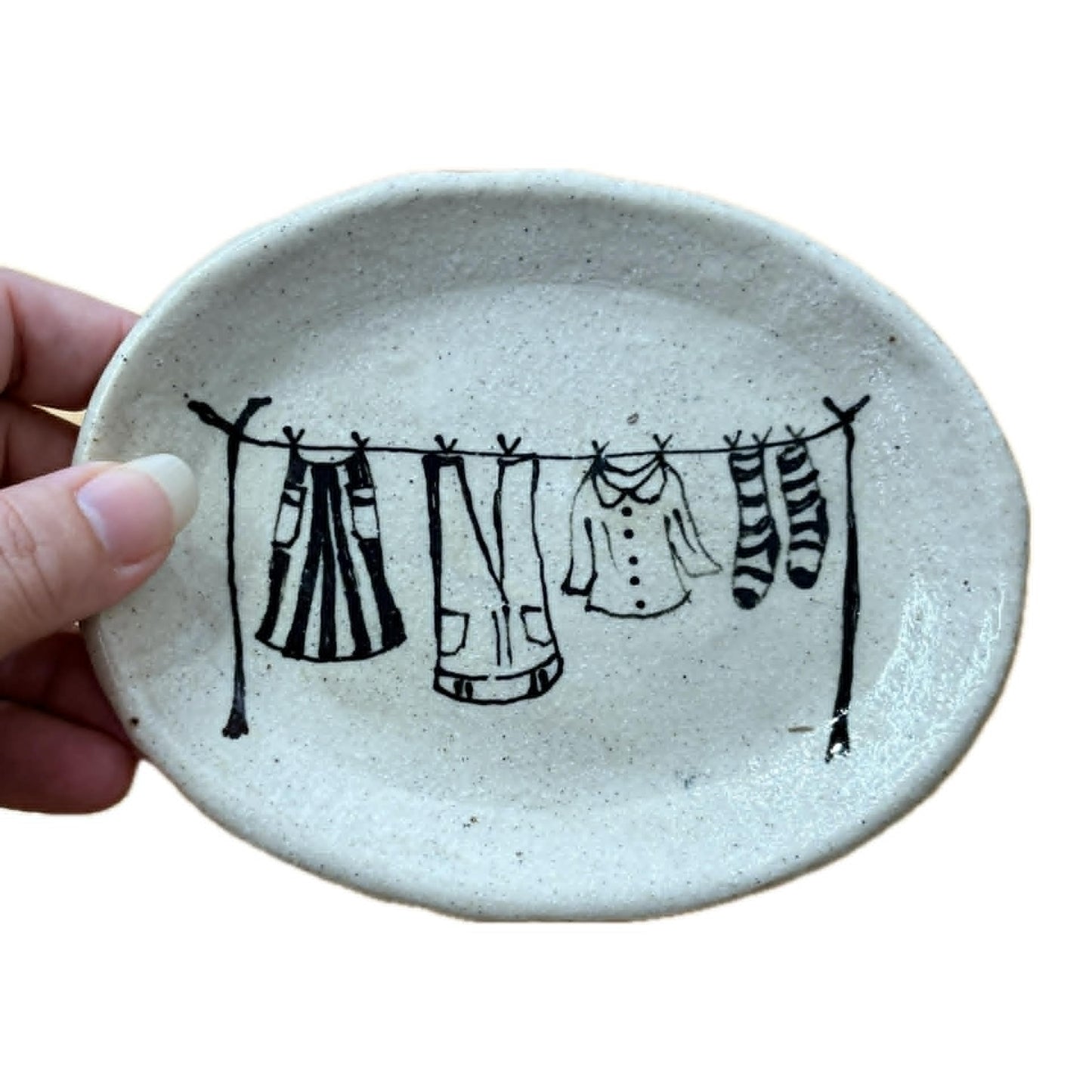 BELOVED POTTERY - Drawing Plate (medium) - Washing Line 2