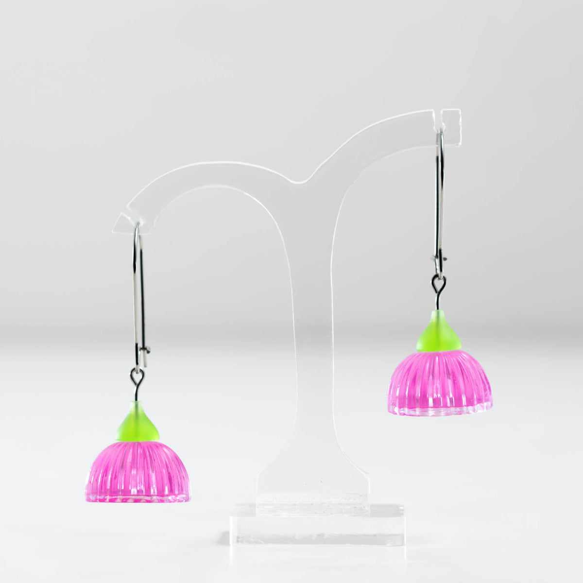 CLAIRE ISHINO- Gum Blossom Earrings Mid Pink