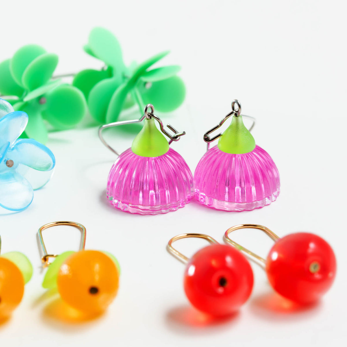 CLAIRE ISHINO- Gum Blossom Earrings Mid Pink