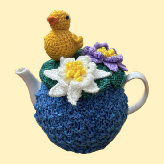 BEAKNITS- CROCHET TEA COSY - Ducky Pond