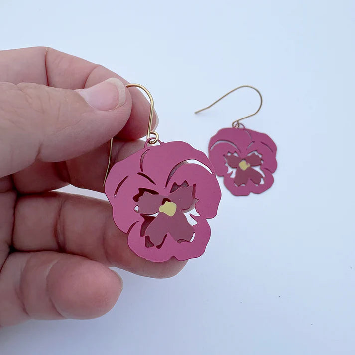 DENZ & CO - Pansy flower earrings in Pink & Cherry