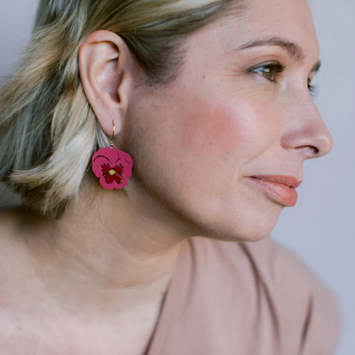 DENZ & CO - Pansy flower earrings in Pink & Cherry