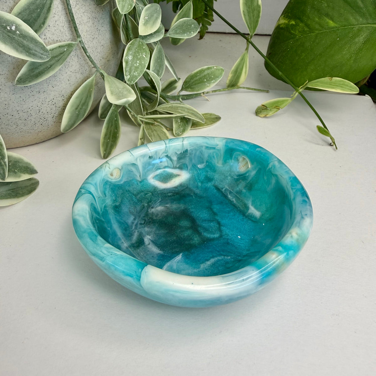 BRENDA STONE ART - Mini Scallop Resin Bowl 3