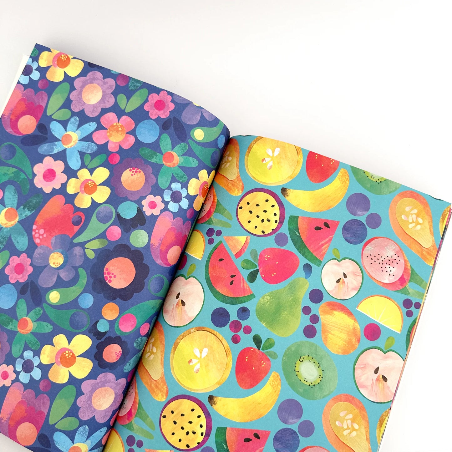 BOOKS & CO - ALL WRAPPED UP : RAINBOW by Kasey Rainbow