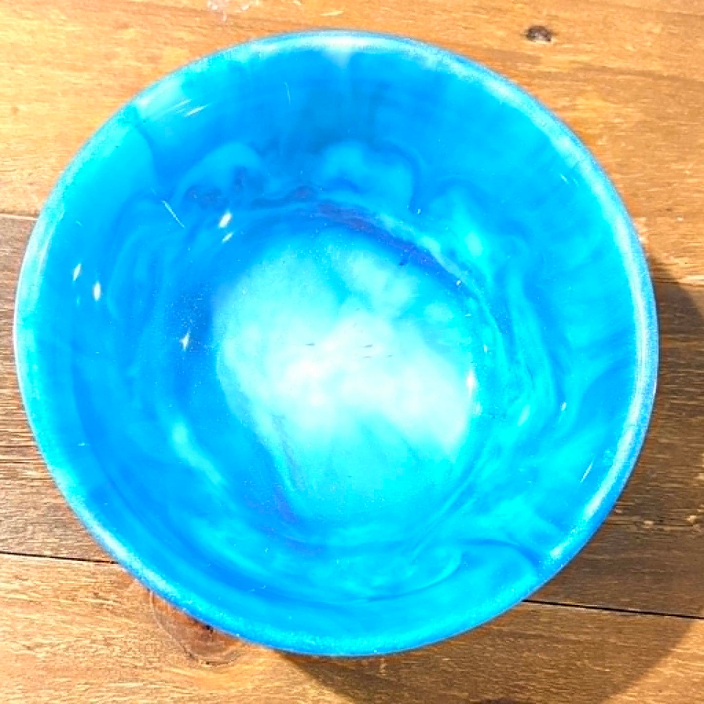 BRENDA STONE ART - Medium Resin Bowl Shallow