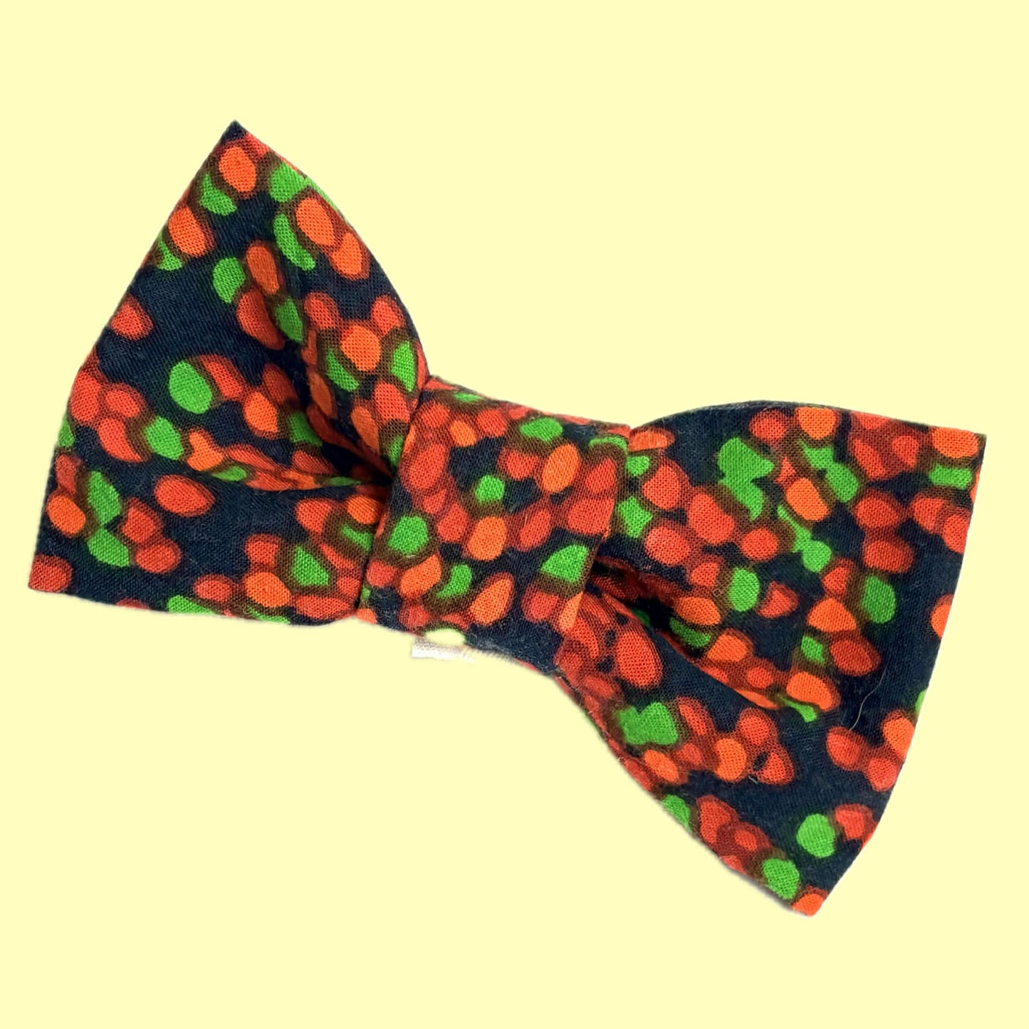 BEAUS AND BANDITS - DOGGY BOW TIE - SPOTTY - MEDIUM
