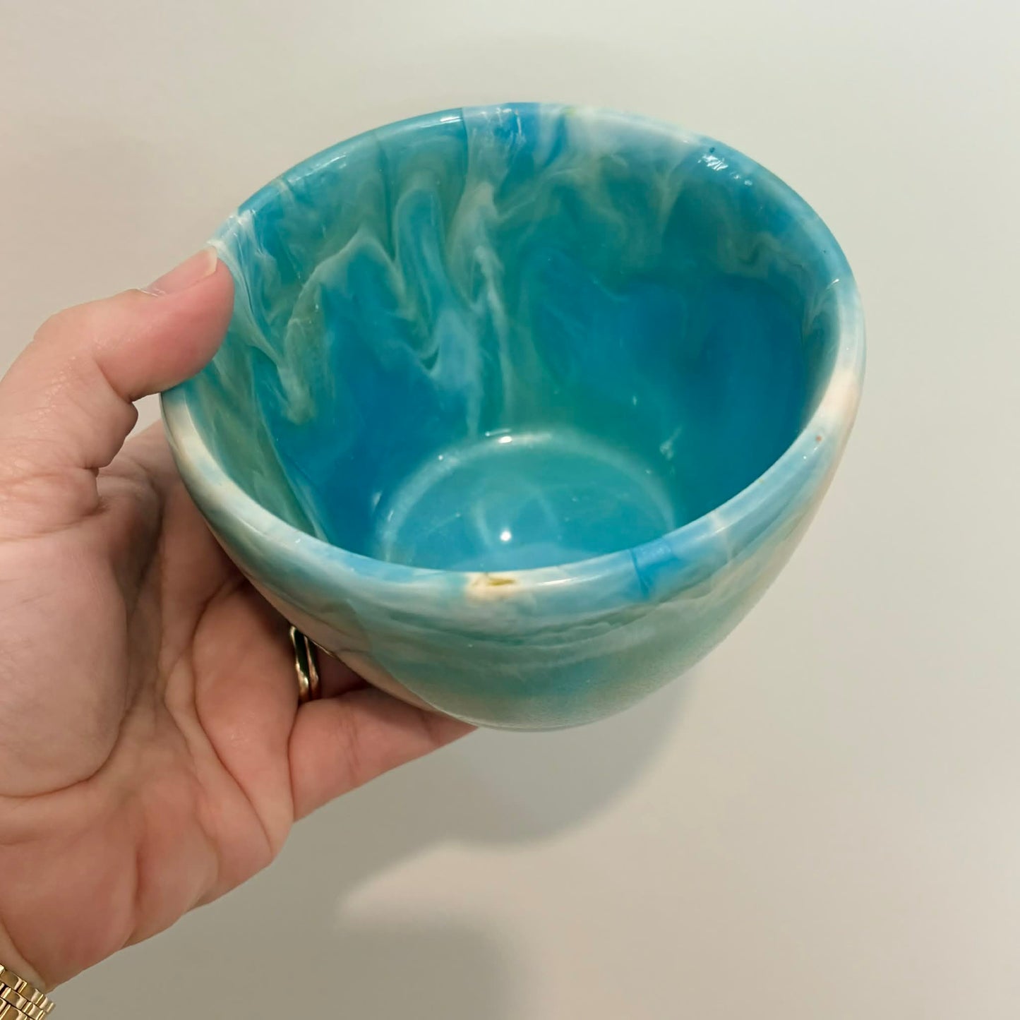 BRENDA STONE ART - Medium Resin Bowl