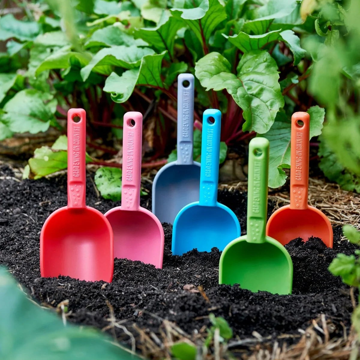 GARDENING ON COUNTRY - Nesti Kids Scoop Bumbunga Pink – Recycled Plastic Garden & Beach Scoop
