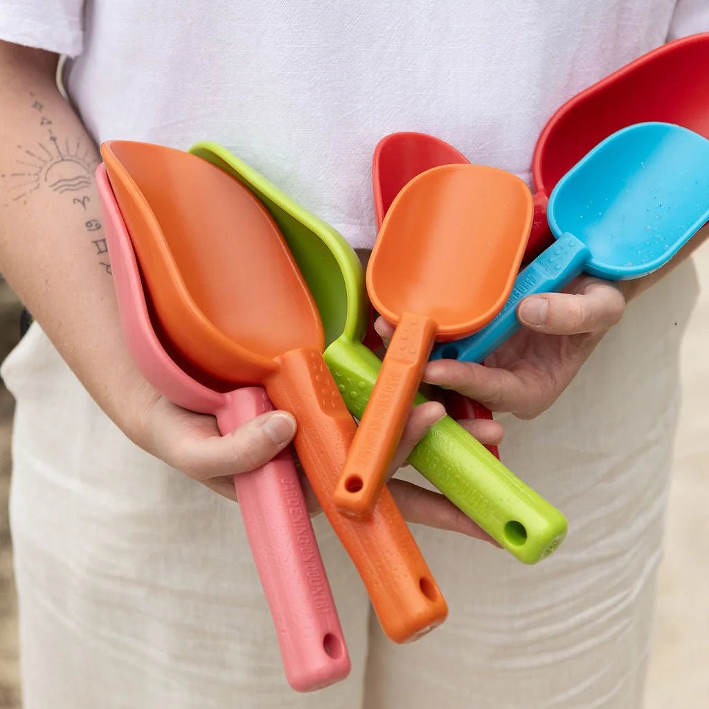 GARDENING ON COUNTRY - Peli Scoop BumBunga Pink — Recycled Plastic, Australian Made