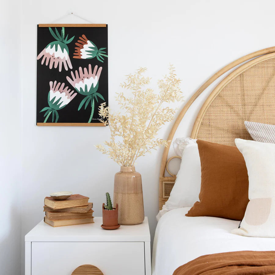 HOME DWELLER - 42CM MAGNETIC PRINT HANGER