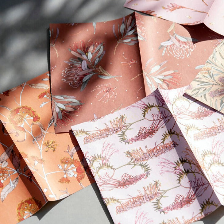 BOOKS & CO - ALL WRAPPED UP: Botanicals by Edith Rewa