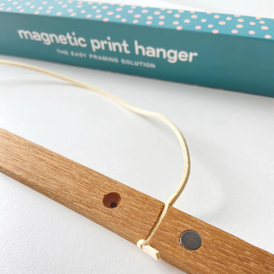 HOME DWELLER - 30CM MAGNETIC PRINT HANGER